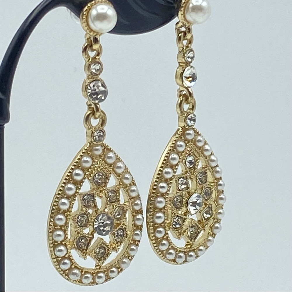 Gold Tone Clear Rhinestone Teardrop Dangle Drop Pierced Earrings Wedding Gala